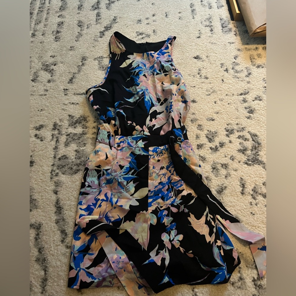 Yumi Kim black floral print shorts romper size Mendocino